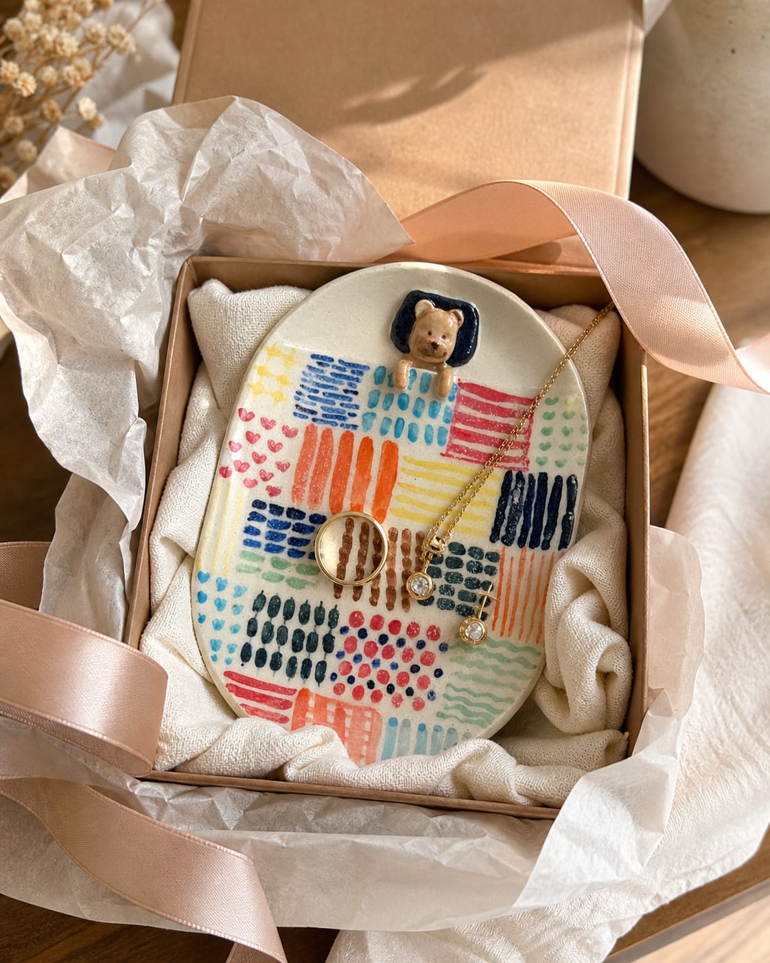 The little catch all for beautiful messes - handmade ceramic trinket dish.