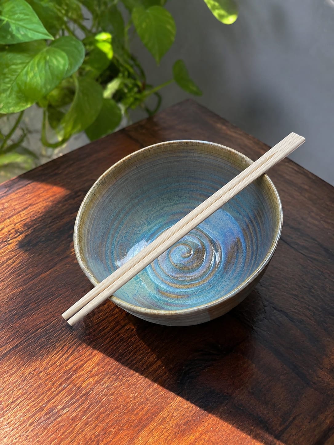 Handcrafted Ceramic Ramen Bowl - Artisan Dinnerware for Ramen, Noodles, Soup & Rise Bowls.